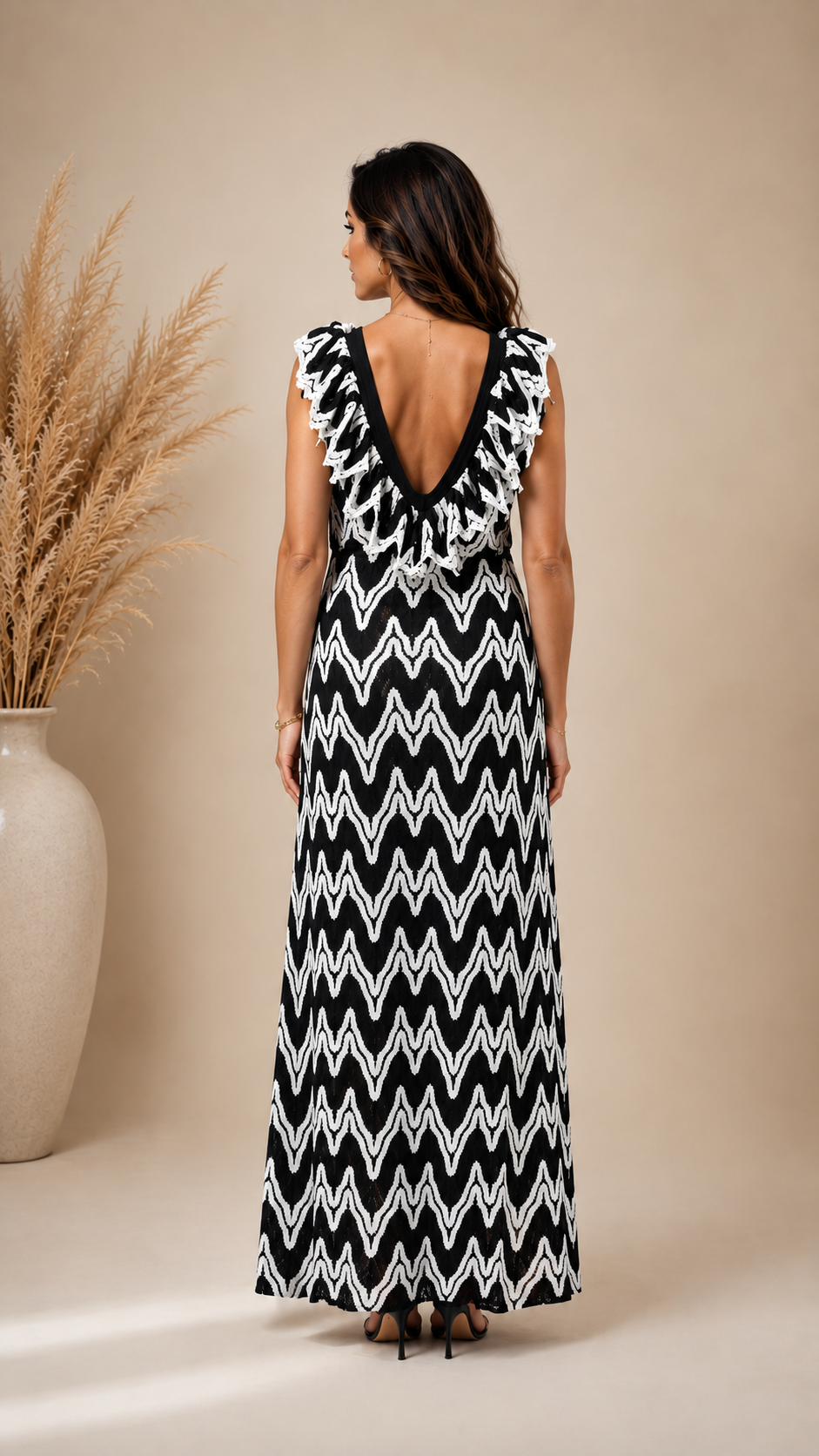 RUFFLE NOIR ET BLANC