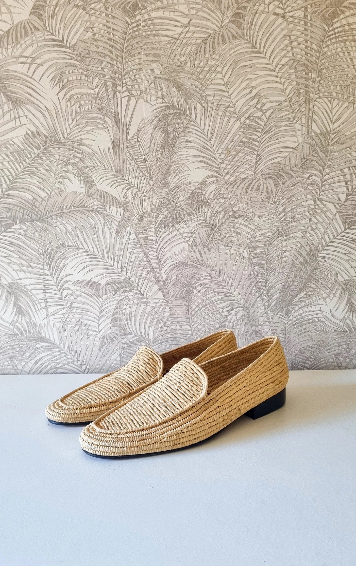 PLAIN RAFFIA LOAFER