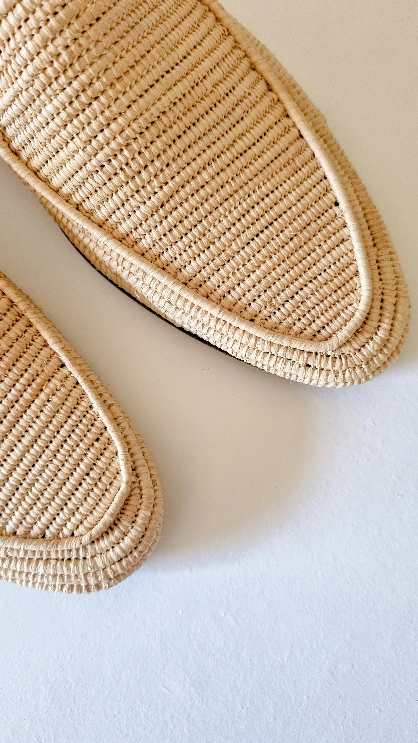 PLAIN RAFFIA LOAFER