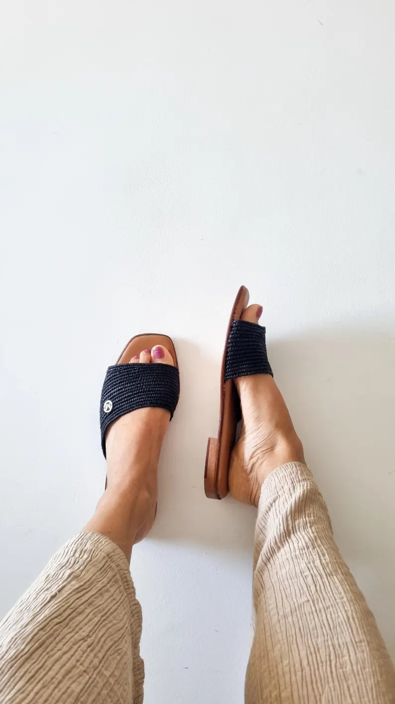 EVE RAFFIA SANDLAS NOIR