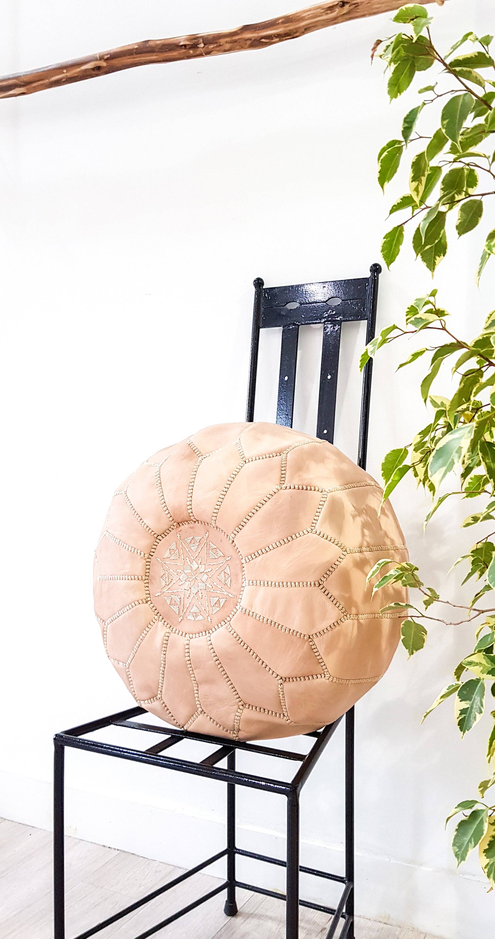 NATURAL LEATHER POUF - Milsouls