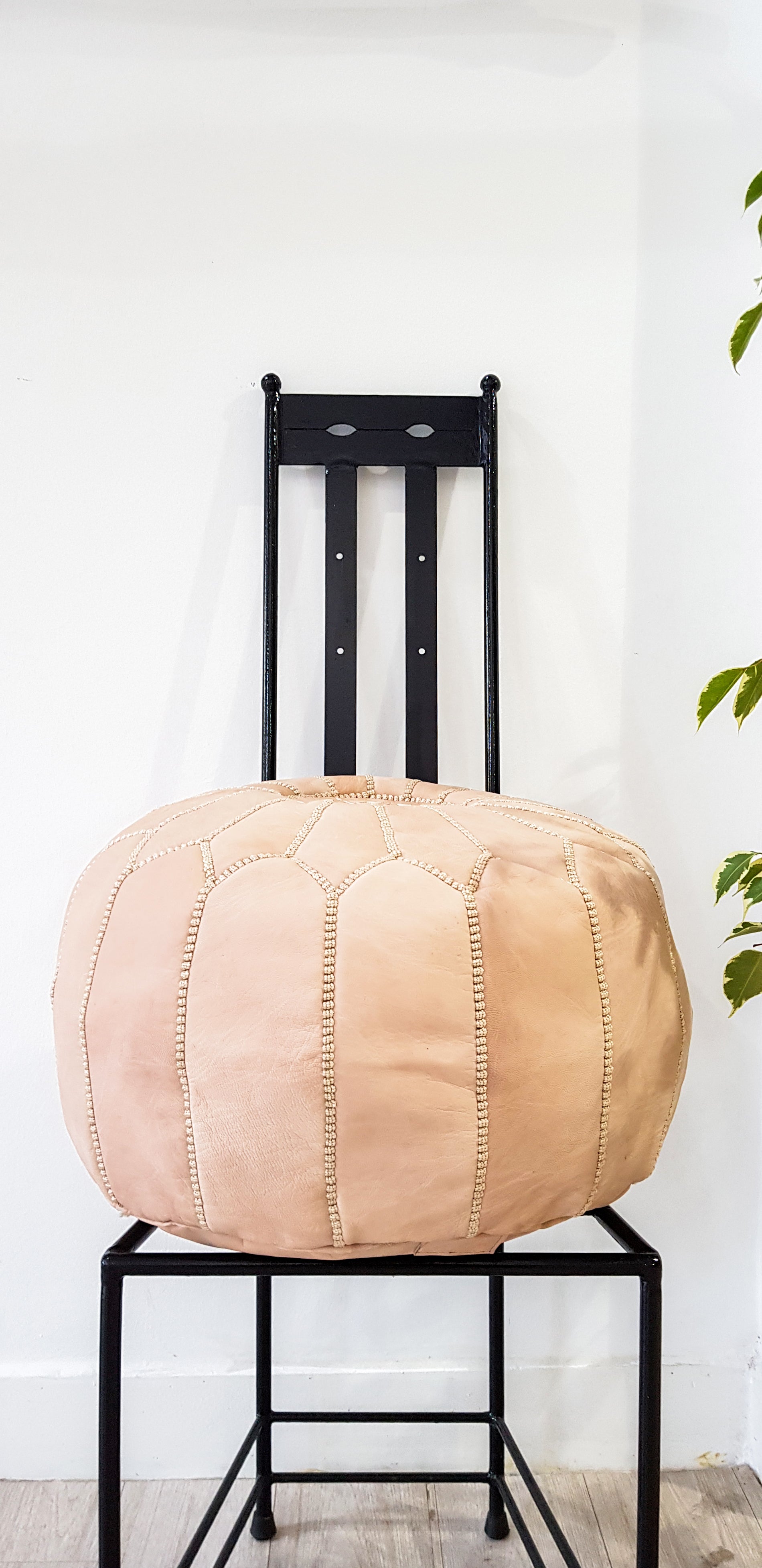 NATURAL LEATHER POUF - Milsouls