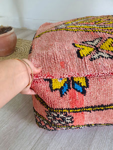 KILIM PINK POUF
