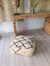 WOOL FLOOR POUF