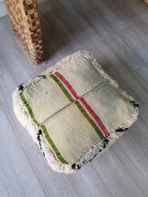 WOOL FLOOR POUF