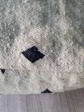 KILIM CREAMY FLOOR POUF