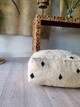 KILIM CREAMY FLOOR POUF